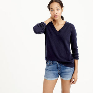 Italian cashmere V-neck sweater in bright blue